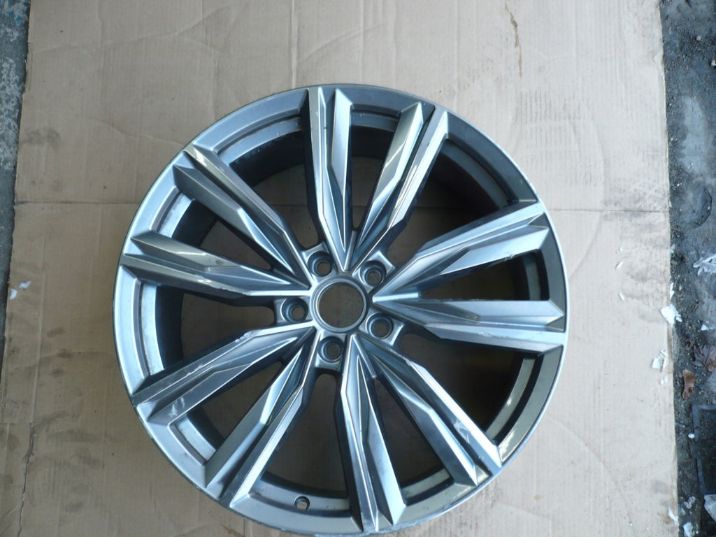 1x Alufelge 20 Zoll 8.0" 5x112 41ET 5NA601025H, 5NA601025J VW Tiguan Rim Wheel FEL9304705338gr