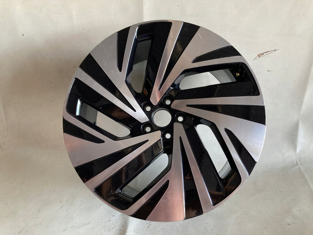 1x Alufelge 21 Zoll 9.0" 5x112 42ET Glanz Silber 11A601025T VW Id.4 Rim Wheel FEL8129794171fw