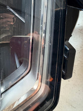 Laden Sie das Bild in den Galerie-Viewer, Frontscheinwerfer Audi A3 8V0941033C Links Scheinwerfer Headlight SCH7952587500dq