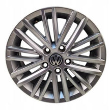 Laden Sie das Bild in den Galerie-Viewer, 1x Alufelge 16 Zoll 6.5" 5x112 46ET Glanz Silber 5G0601025AT VW Golf VII I FEL4988724548bd