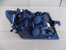 Load image into Gallery viewer, Frontscheinwerfer VW Crafter 7C1941006 Ein Stück (Rechts oder Links) Headlight SCH4736287133dg