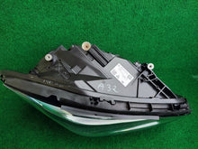 Laden Sie das Bild in den Galerie-Viewer, Frontscheinwerfer Mercedes-Benz A2479067600 Rechts Scheinwerfer Headlight SCH8662331432ih