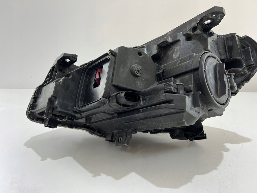 Frontscheinwerfer Mercedes-Benz W246 2468207261 Xenon Rechts Headlight SCH4933557281uj