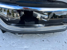 Load image into Gallery viewer, Frontscheinwerfer VW T-Roc T Roc Troc 2GA941036AF Rechts Scheinwerfer Headlight SCH8848697937cs