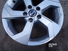 Load image into Gallery viewer, 1x Alufelge 17 Zoll 7.0&quot; 5x114.3 40ET KB409-6U200 Nissan Xtrail X-Trail Qashqai