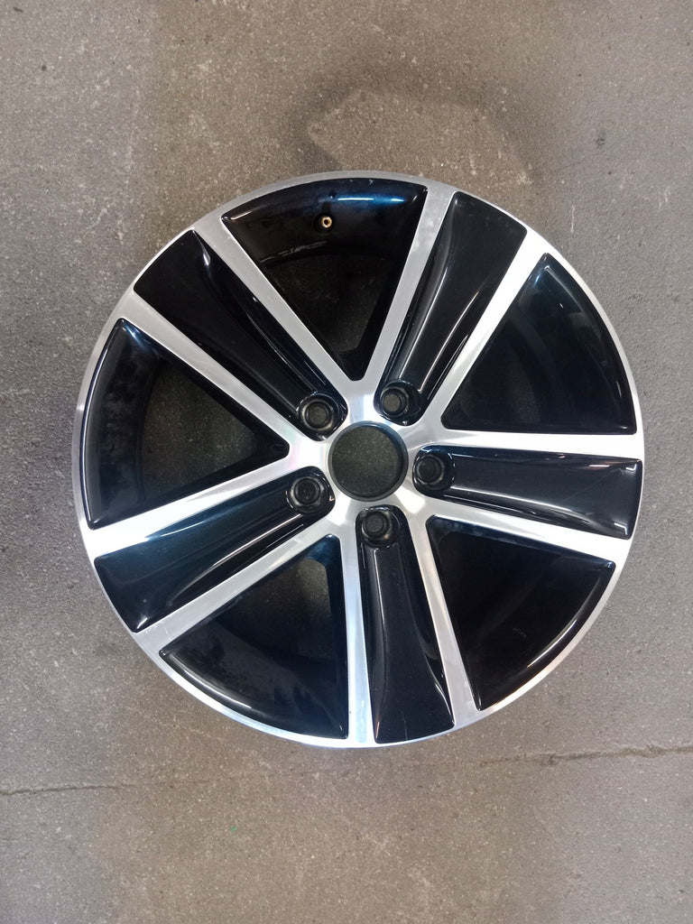 1x Alufelge 17 Zoll 6.0" 5x112 2K56010250 VW Caddy Rim Wheel