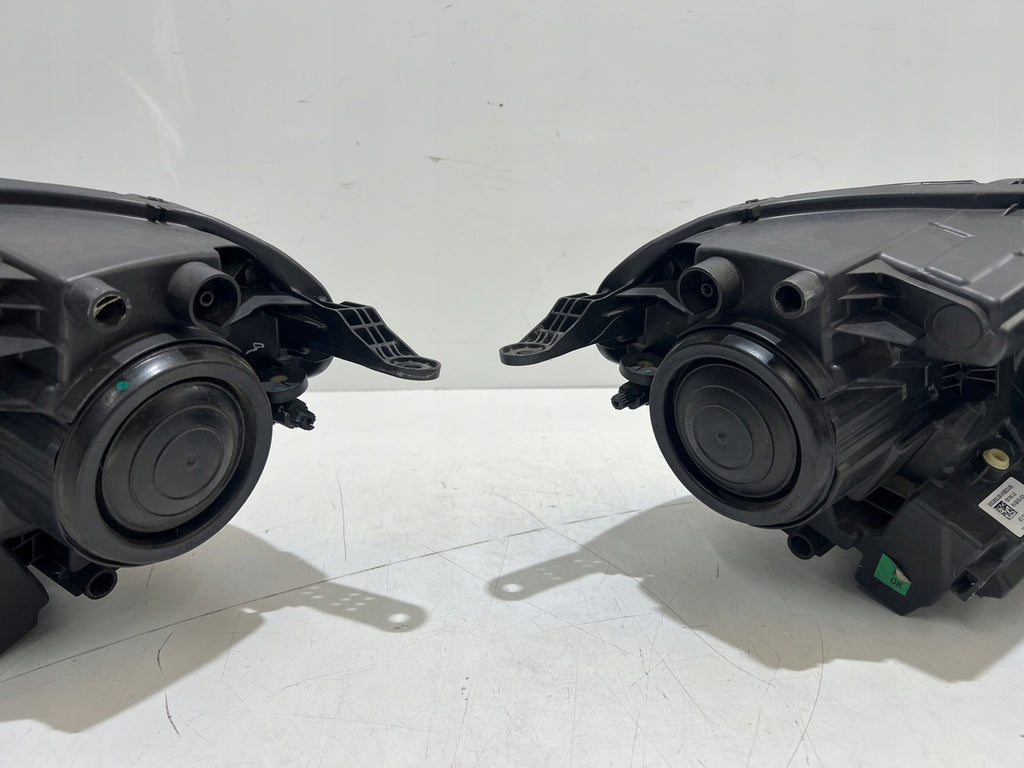 Frontscheinwerfer Ford I GN1513D154DE GN1513D155-DE Ein Satz Headlight SCH1389176074yx