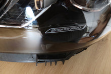 Laden Sie das Bild in den Galerie-Viewer, Frontscheinwerfer Mercedes-Benz W206 A2069068104 LE19A6437 Full LED Links SCH8554429819wg