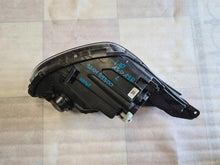 Laden Sie das Bild in den Galerie-Viewer, Frontscheinwerfer Hyundai I10 92101-B9300 Links Scheinwerfer Headlight SCH3457492534qu