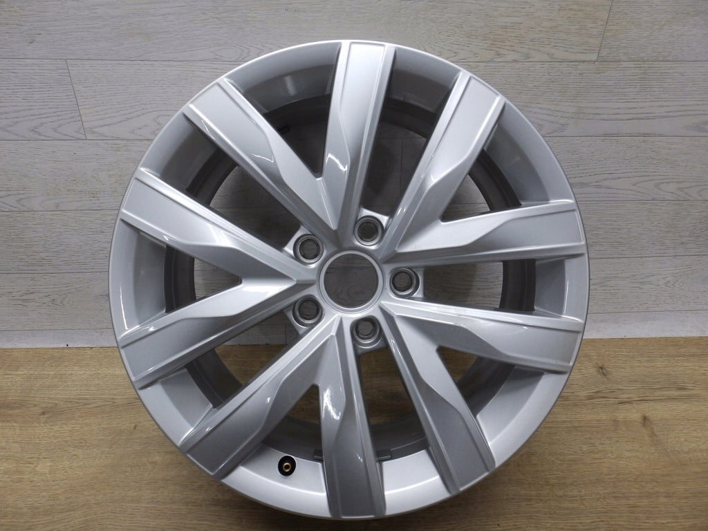 1x Alufelge 17 Zoll 7.0" 5x112 40ET Glanz Silber 3G8601025 VW Passat B8 Arteon