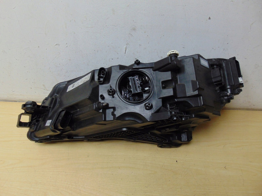 Frontscheinwerfer Skoda Superb III 3V1941016D LED Rechts Scheinwerfer Headlight