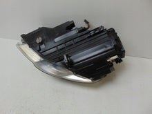 Laden Sie das Bild in den Galerie-Viewer, Frontscheinwerfer VW Passat 3C0941752K 89915540 Xenon Rechts Headlight