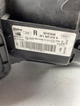 Laden Sie das Bild in den Galerie-Viewer, Frontscheinwerfer Seat Leon 5F1941016B LED Rechts Scheinwerfer Headlight