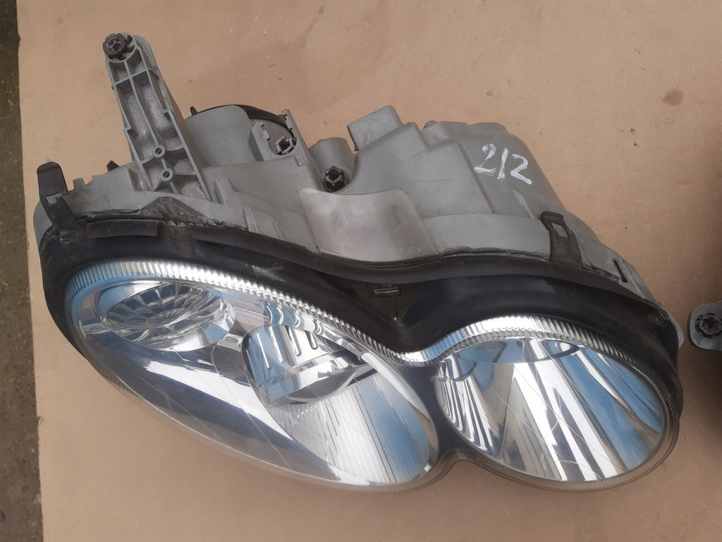 Frontscheinwerfer Mercedes-Benz Clk Xenon Ein Satz Scheinwerfer Headlight