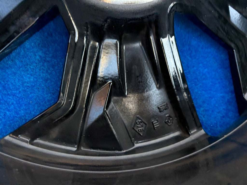 1x Alufelge 20 Zoll 7.0" 5x114.3 34ET 403003990R Renault Megane E-Tech Rim Wheel