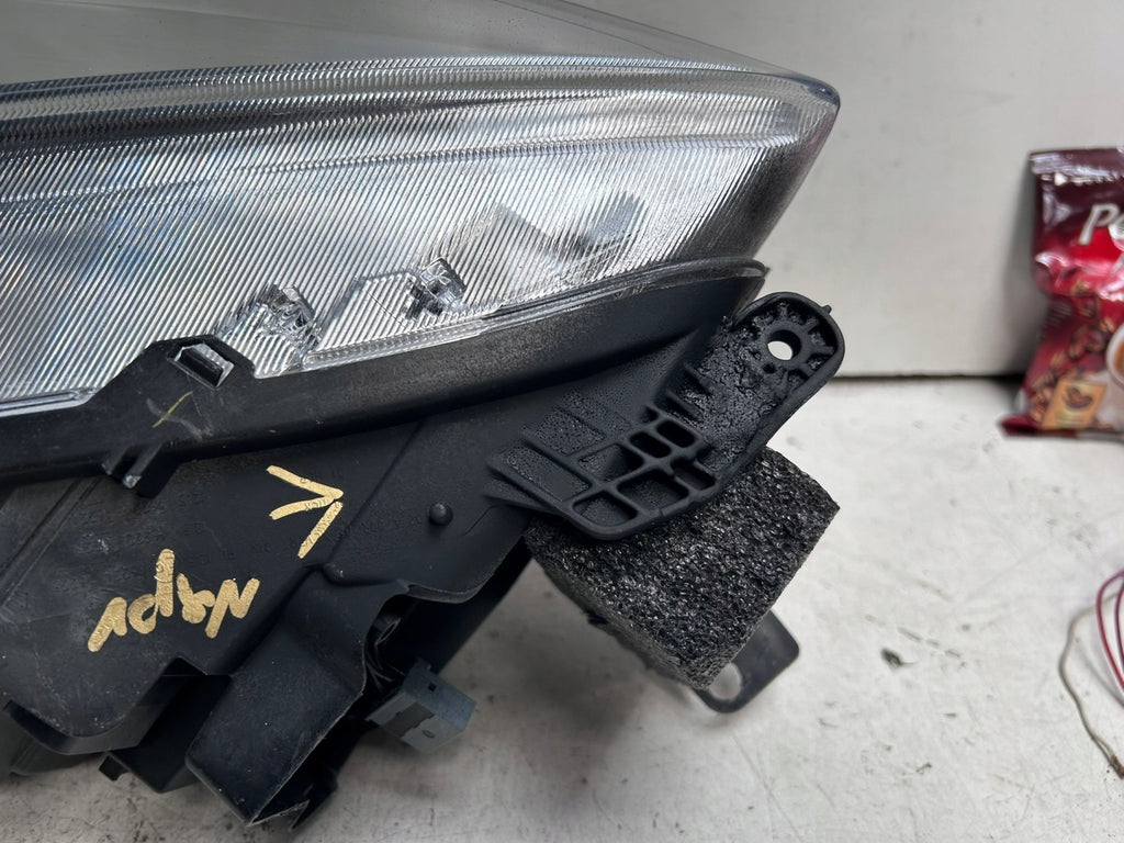 Frontscheinwerfer Ford Kuga GV4113035GA Xenon Links Scheinwerfer Headlight SCH5671568069pq