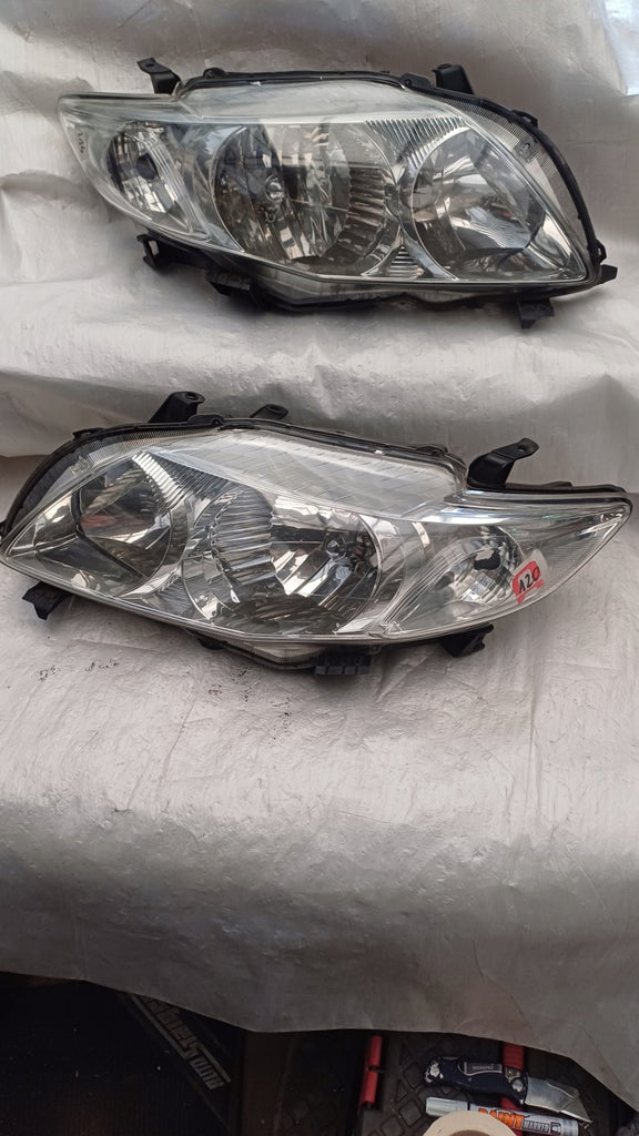 Frontscheinwerfer Toyota Corolla Ein Satz Scheinwerfer Headlight SCH6920504004vu