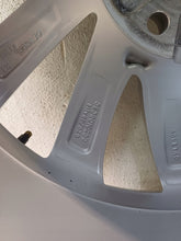 Load image into Gallery viewer, 1x Alufelge 18 Zoll 7.5" 5x112 48ET Glanz Silber 5E3601025H Skoda Octavia Iv FEL9100667775ic
