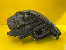 Laden Sie das Bild in den Galerie-Viewer, Frontscheinwerfer Mercedes-Benz Gle A1679067804 LED Rechts Headlight SCH9826999336oy