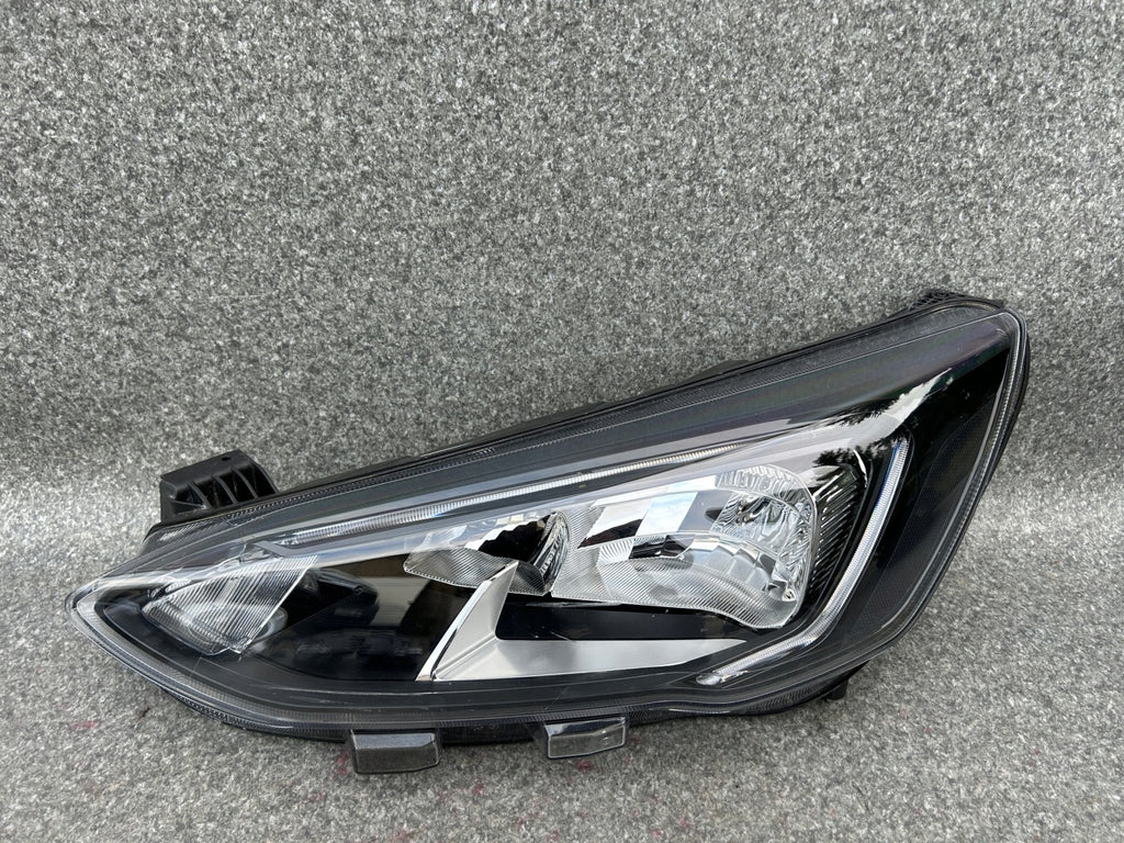 Frontscheinwerfer Ford Focus MX7B-13E015-CE Links Scheinwerfer Headlight SCH7688340542tq
