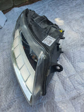 Laden Sie das Bild in den Galerie-Viewer, Frontscheinwerfer Audi A6 C6 4F0941004 LED Rechts Scheinwerfer Headlight