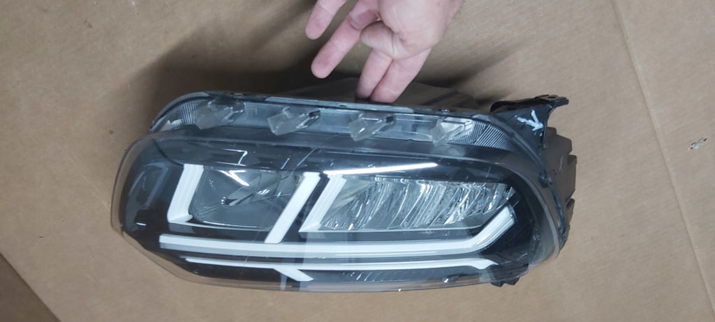 Frontscheinwerfer Dacia Duster 260106194R LED Rechts Scheinwerfer Headlight SCH7329721815dz