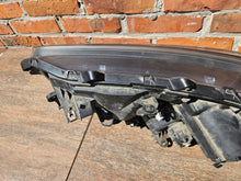 Laden Sie das Bild in den Galerie-Viewer, Frontscheinwerfer Honda Crv IV LED Rechts Scheinwerfer Headlight