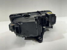 Load image into Gallery viewer, Frontscheinwerfer Skoda Octavia III 5E1941015D Links Scheinwerfer Headlight SCH8927815222au