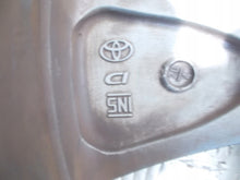 Laden Sie das Bild in den Galerie-Viewer, 1x Alufelge 18 Zoll 7.0&quot; 5x114.3 35ET Toyota V Rim Wheel