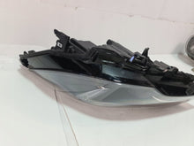 Laden Sie das Bild in den Galerie-Viewer, Frontscheinwerfer Opel Astra K 39195688 Full LED Ein Stück (Rechts oder Links)