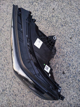 Laden Sie das Bild in den Galerie-Viewer, Frontscheinwerfer BMW 5 5A798D7-08 Full LED Links Scheinwerfer Headlight SCH8251546326dz
