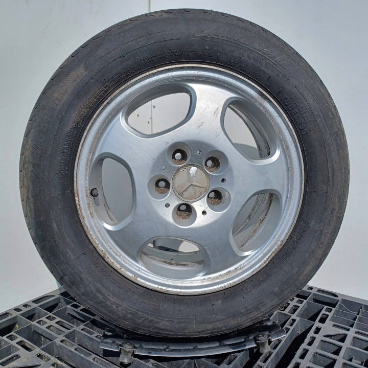 1x Alufelge 16 Zoll A2104011302 Mercedes-Benz W210 Rim Wheel FEL3834380452yl