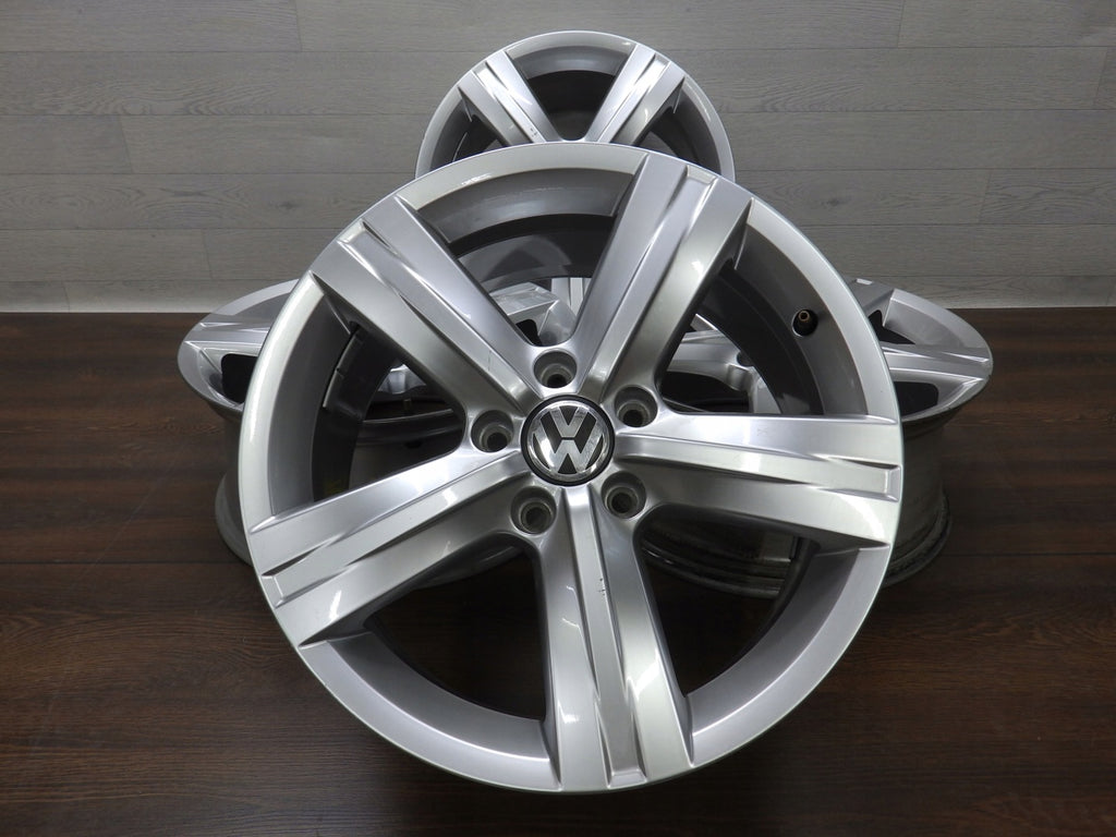 4x Alufelge 17 Zoll 7.5" 5x112 47ET Glanz Silber 3AA601025 VW Passat B7 FEL1025988885at