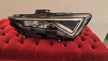 Laden Sie das Bild in den Galerie-Viewer, Frontscheinwerfer Seat Tarraco 5FB941007 LED Links Scheinwerfer Headlight