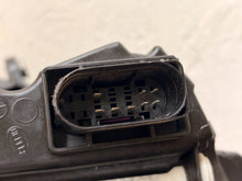 Laden Sie das Bild in den Galerie-Viewer, Frontscheinwerfer Mercedes-Benz W213 A2139067606 LED Rechts Headlight SCH7034454560aa