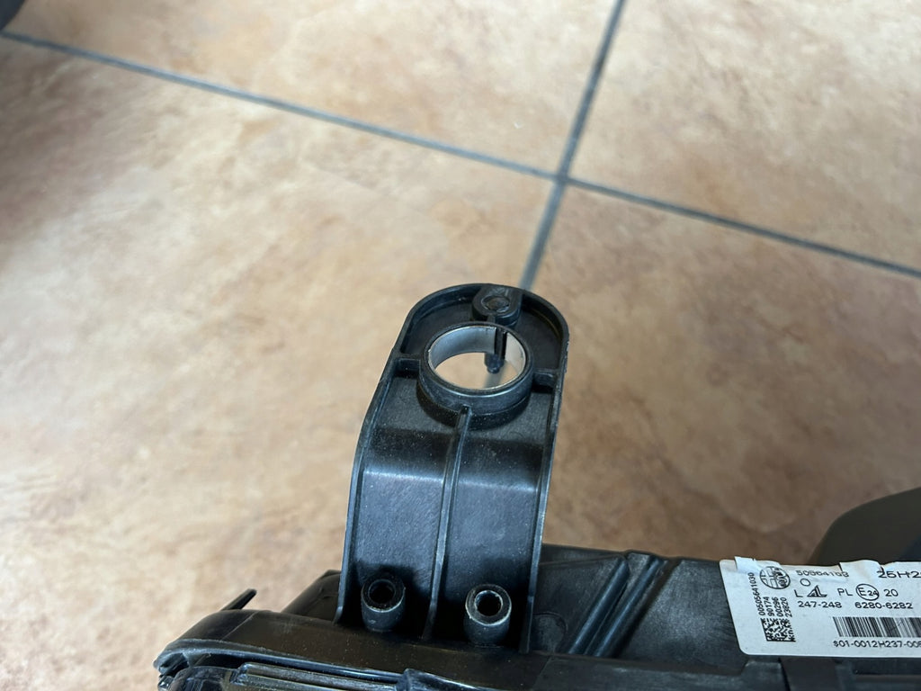 Frontscheinwerfer Alfa Romeo Giulia 50557247 50564103 85122000 Xenon Links SCH8653263647vc