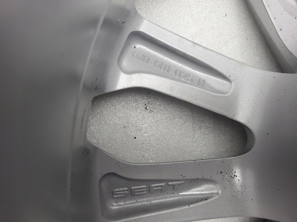 1x Alufelge 16 Zoll 7.0" 5x100 43ET Glanz Silber 6J0601025N Seat Ibiza Iv FEL8967983574hz