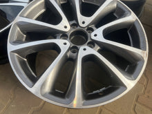 Laden Sie das Bild in den Galerie-Viewer, 1x Alufelge 18 Zoll 9.0&quot; 5x112 53ET A2134010400 Mercedes-Benz W213 Mg Rim Wheel