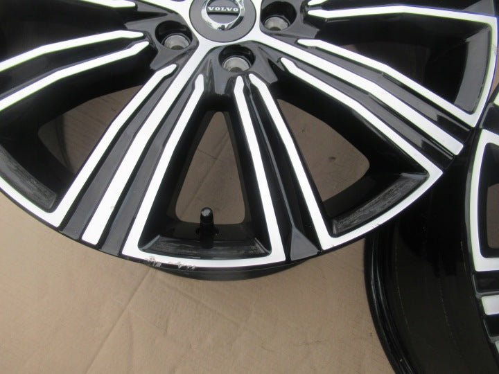 4x Alufelge 18 Zoll 8.0" 5x108 42ET Glanz Schwarz 31471312 Volvo V60 I S60 FEL8072582347nb