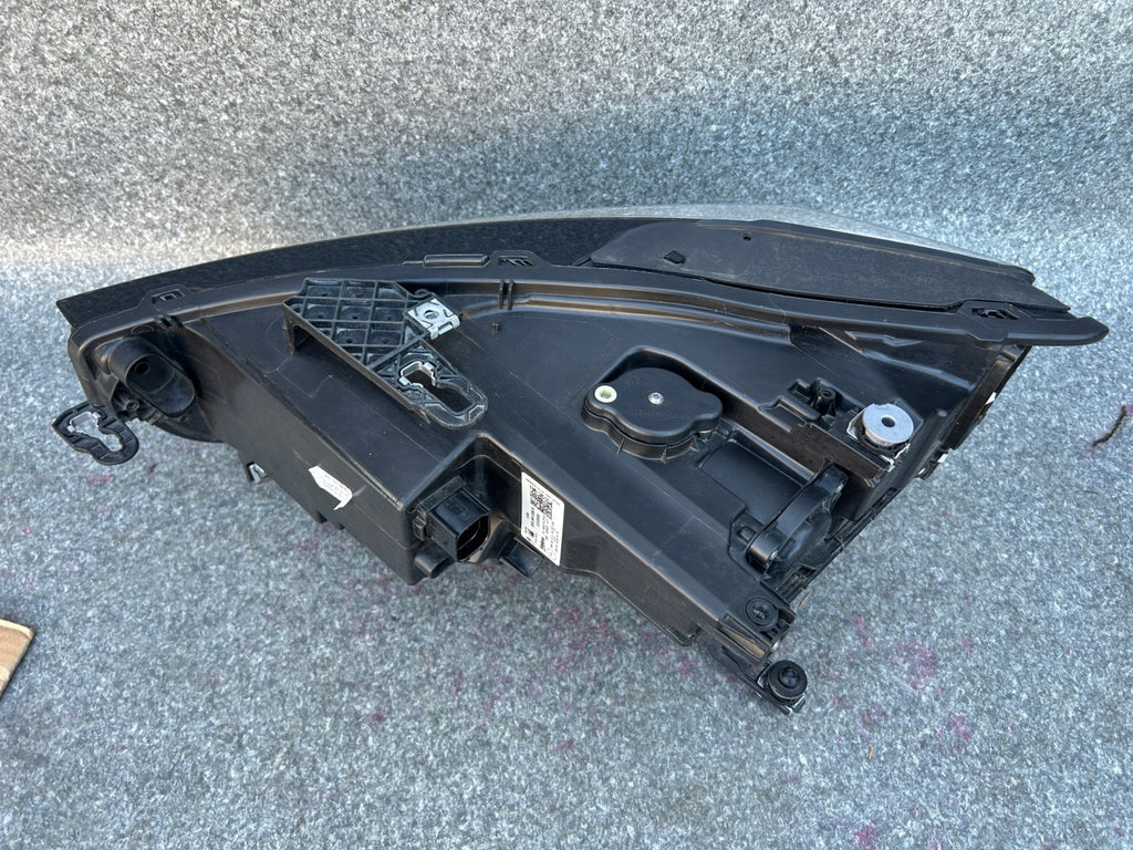 Frontscheinwerfer Cupra Formentor 5FG941036B Rechts Scheinwerfer Headlight SCH8685340461xc
