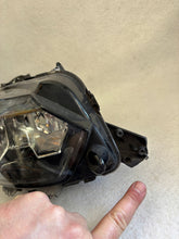 Laden Sie das Bild in den Galerie-Viewer, Frontscheinwerfer Peugeot 208 II 73312206 Rechts Scheinwerfer Headlight SCH9171341963vs