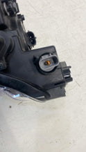Load image into Gallery viewer, Frontscheinwerfer Hyundai Tucson 92202D7600 Rechts Scheinwerfer Headlight SCH1972173686um