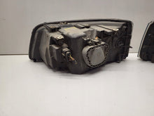 Load image into Gallery viewer, Frontscheinwerfer VW Transporter 7H1941015J 0301191301 Ein Satz Headlight SCH3069036294vi