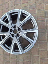 Laden Sie das Bild in den Galerie-Viewer, 1x Alufelge 19 Zoll 8.0" 5x112 54ET Glanz 8053525 BMW F40 Mg Rim Wheel FEL8554897444pz