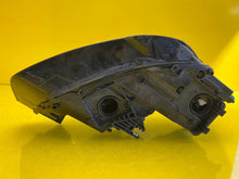 Load image into Gallery viewer, Frontscheinwerfer Audi A1 8XA941005 Xenon Ein Stück (Rechts oder Links)