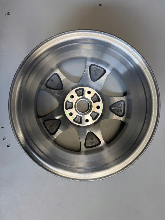 1x Alufelge 16 Zoll 6.5" 5x114.3 45ET Suzuki Rim Wheel FEL5129497559di