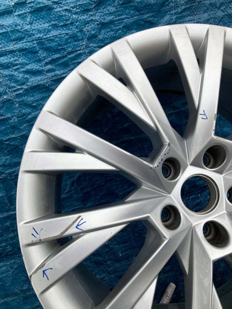 1x Alufelge 18 Zoll 8.0" 5x112 44ET Glanz Silber 3V0601025AN Skoda Superb Iii FEL9003950764ft