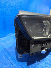 Laden Sie das Bild in den Galerie-Viewer, Frontscheinwerfer BMW 5 5A798D1-08 Links Scheinwerfer Headlight SCH8223002059et
