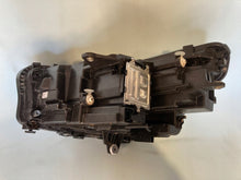 Laden Sie das Bild in den Galerie-Viewer, Frontscheinwerfer BMW X1 4A27811-01 4A27812-01 Full LED Rechts oder Links SCH4872703732xs