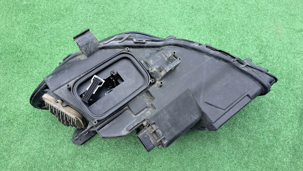 Frontscheinwerfer Mercedes-Benz Cla X117 C117 A1178206861 Full LED Rechts SCH9442761099cg